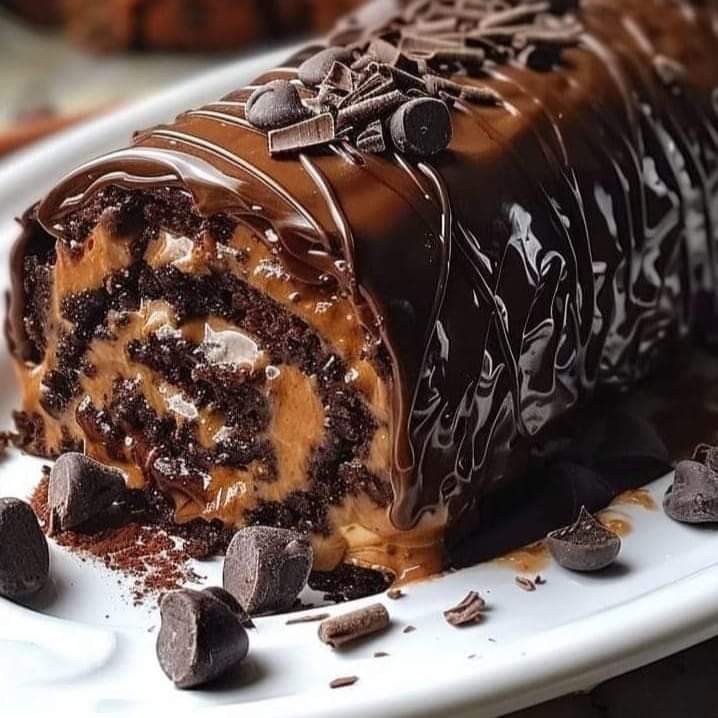 CREAMY CHOCOLATE ROLL